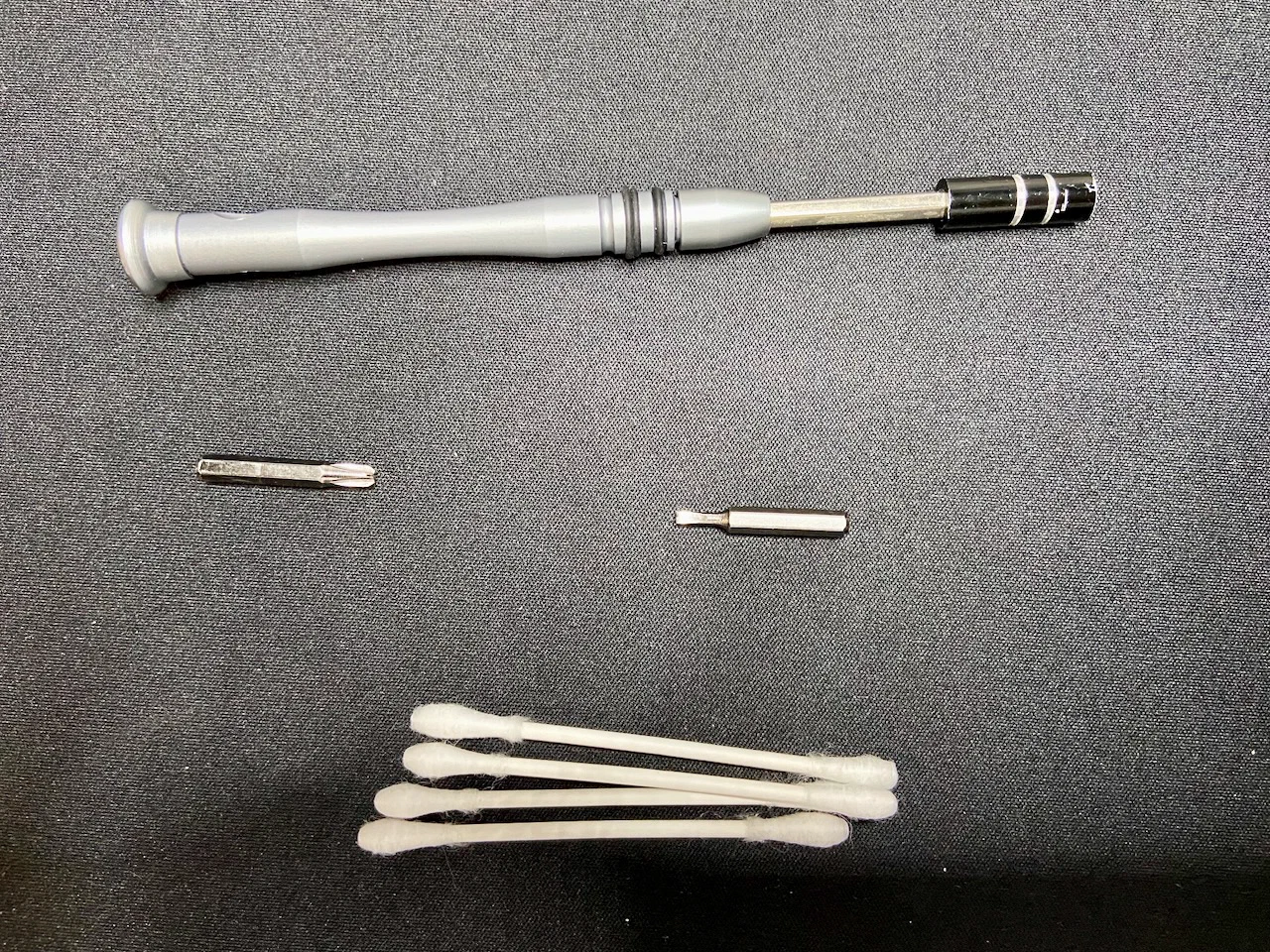 Bild Werkzeug zum öffnen von Arturia Minilab MK1 Encoder reparieren
